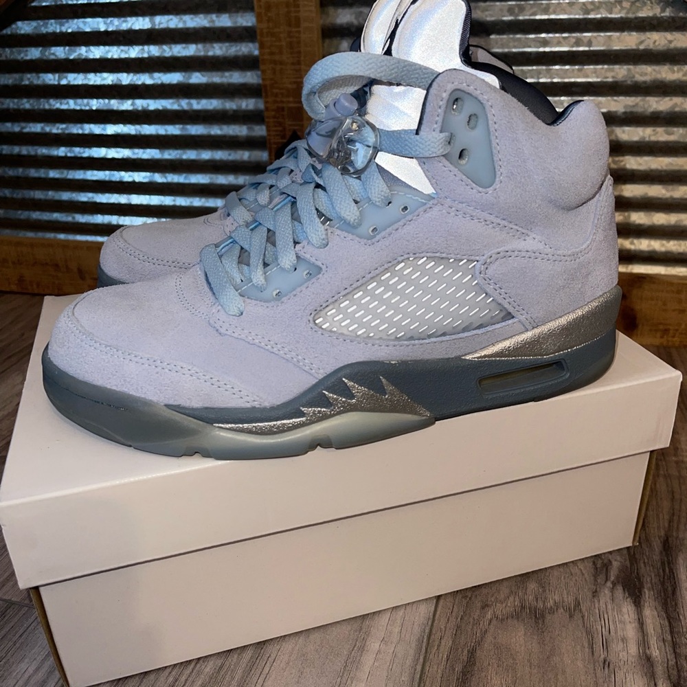 Jordan women retro 5